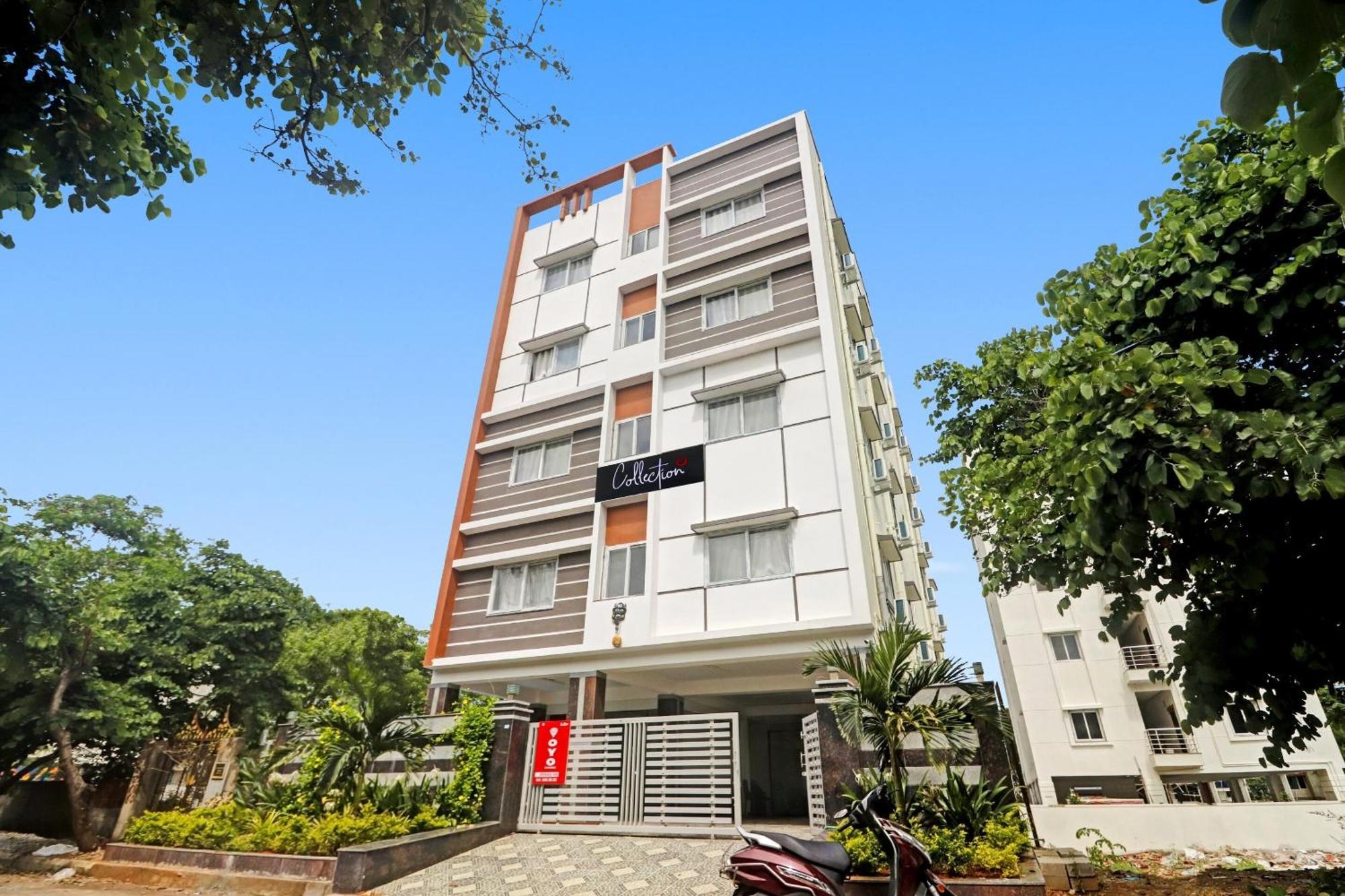 Super Capital O Srinika Inn Gachibowli Exteriör bild