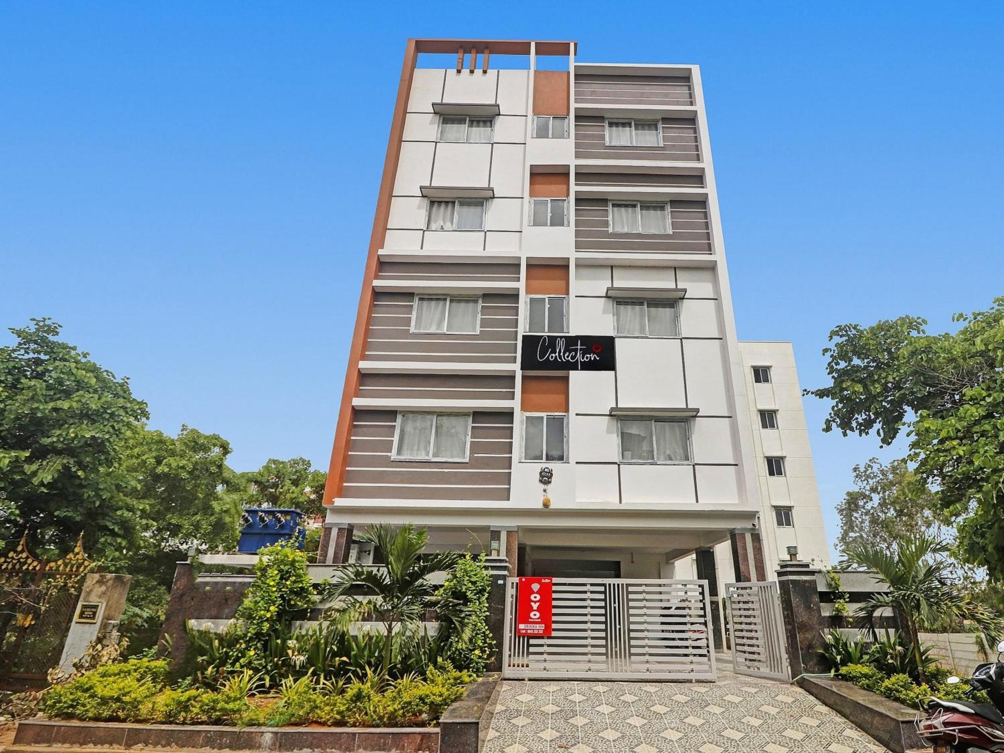 Super Capital O Srinika Inn Gachibowli Exteriör bild