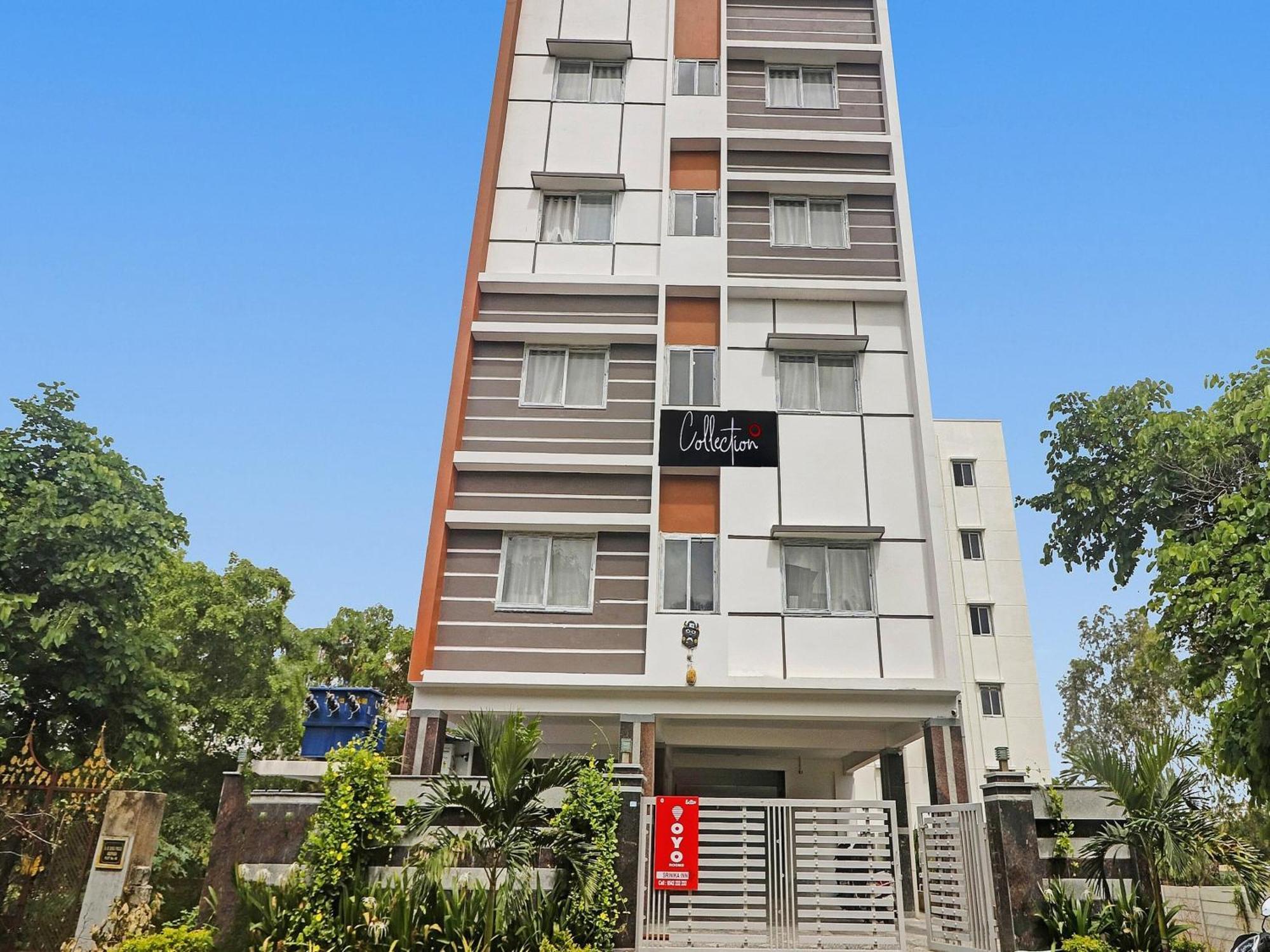 Super Capital O Srinika Inn Gachibowli Exteriör bild