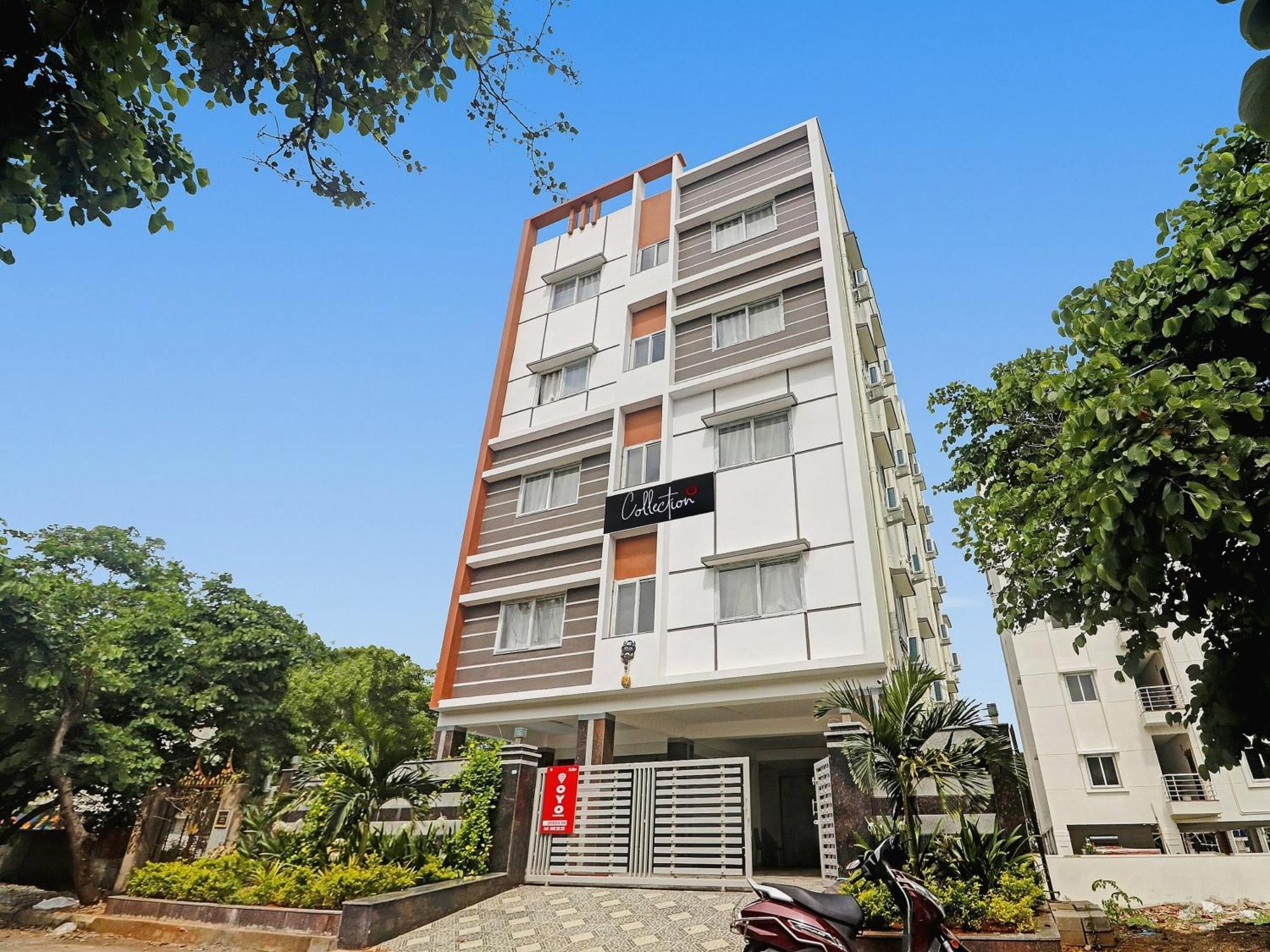 Super Capital O Srinika Inn Gachibowli Exteriör bild